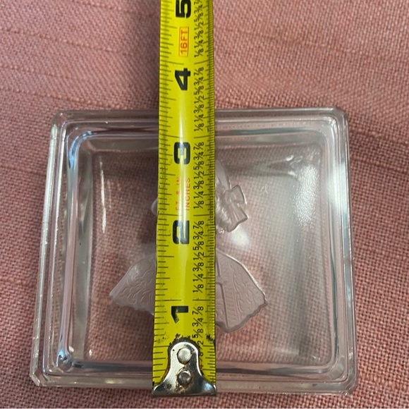 Colonial Woman’s Bust Engraved On A Cut Glass Trinket / Cigarette Box - Picture 8 of 12